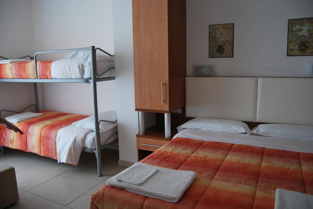 Hotel Europa Nereto Pokoj fotografie